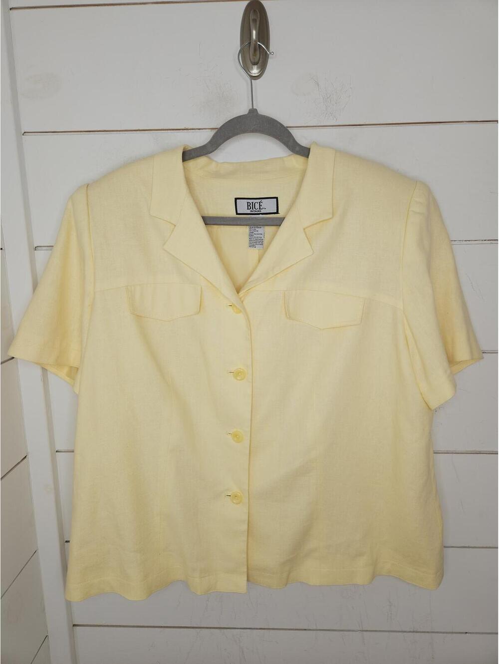 Bice Woman Size 20W yellow short sleeve linen blazer